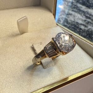 Elegant Gold electroplated Ring with Crystal